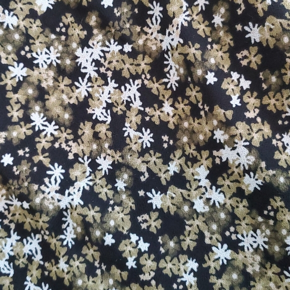 Michael Kors Floral Mini Shorts - Picture 2 of 5